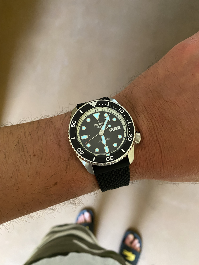 Seiko 5 Sports SRPD95 Watch Review - Watch Addict